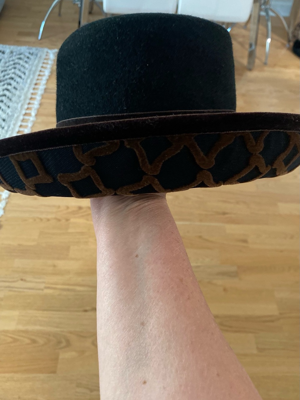 Black and Brown Patterned Women's Felt Hat . Vintage brand Kokin.